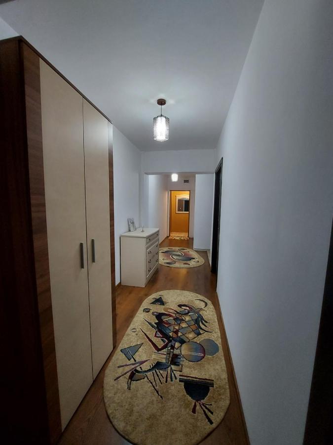 Appartement Bucovina Confort Apartament à Suceava Extérieur photo